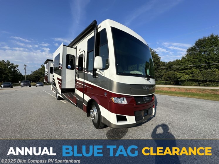 Email now about this 2026 Newmar Bay Star Sport 3225! New 2026 Newmar Bay Star Sport 3225 available in Duncan, South Carolina