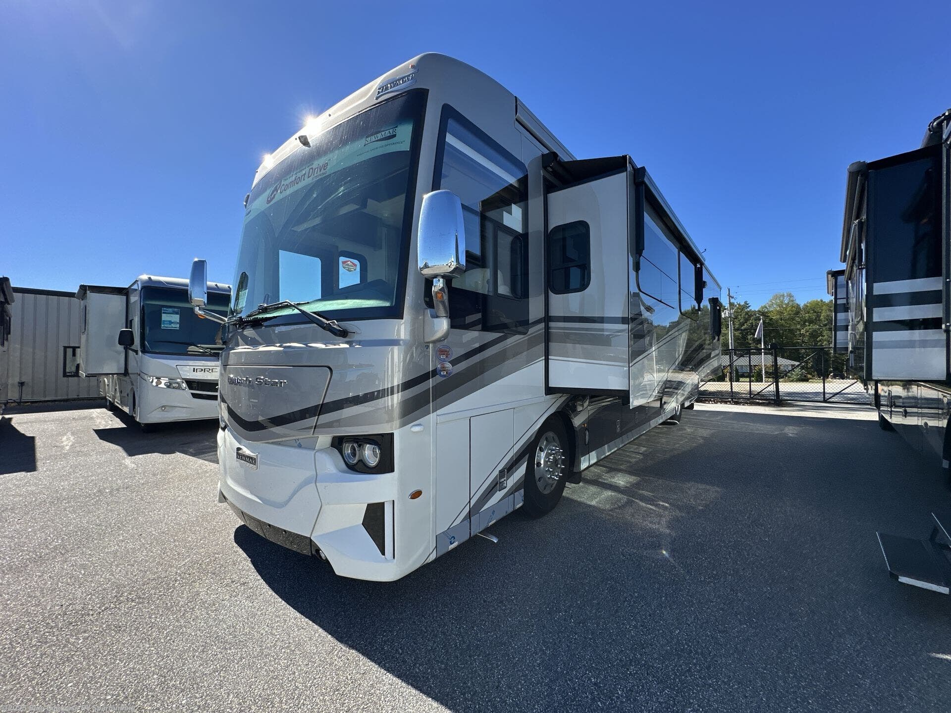 New 2026 Newmar Dutch Star 3836 available in Duncan, South Carolina