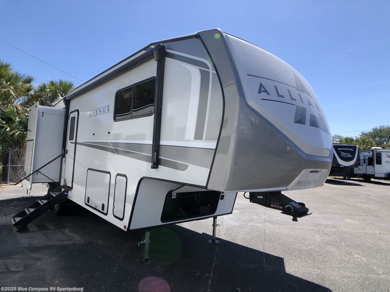 Contact us now about this 2025 Alliance RV Avenue 33RKS! 2025 Avenue 33RKS by Alliance RV from Blue Compass RV Spartanburg in Duncan, South Carolina