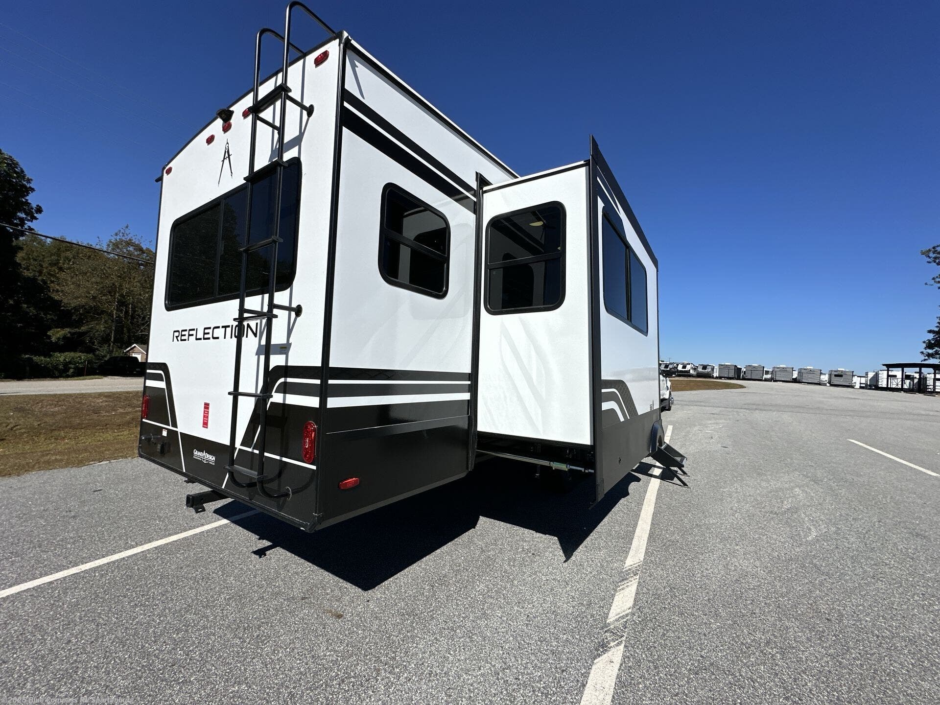 New 2026 Grand Design Reflection 324MBS available in Duncan, South Carolina