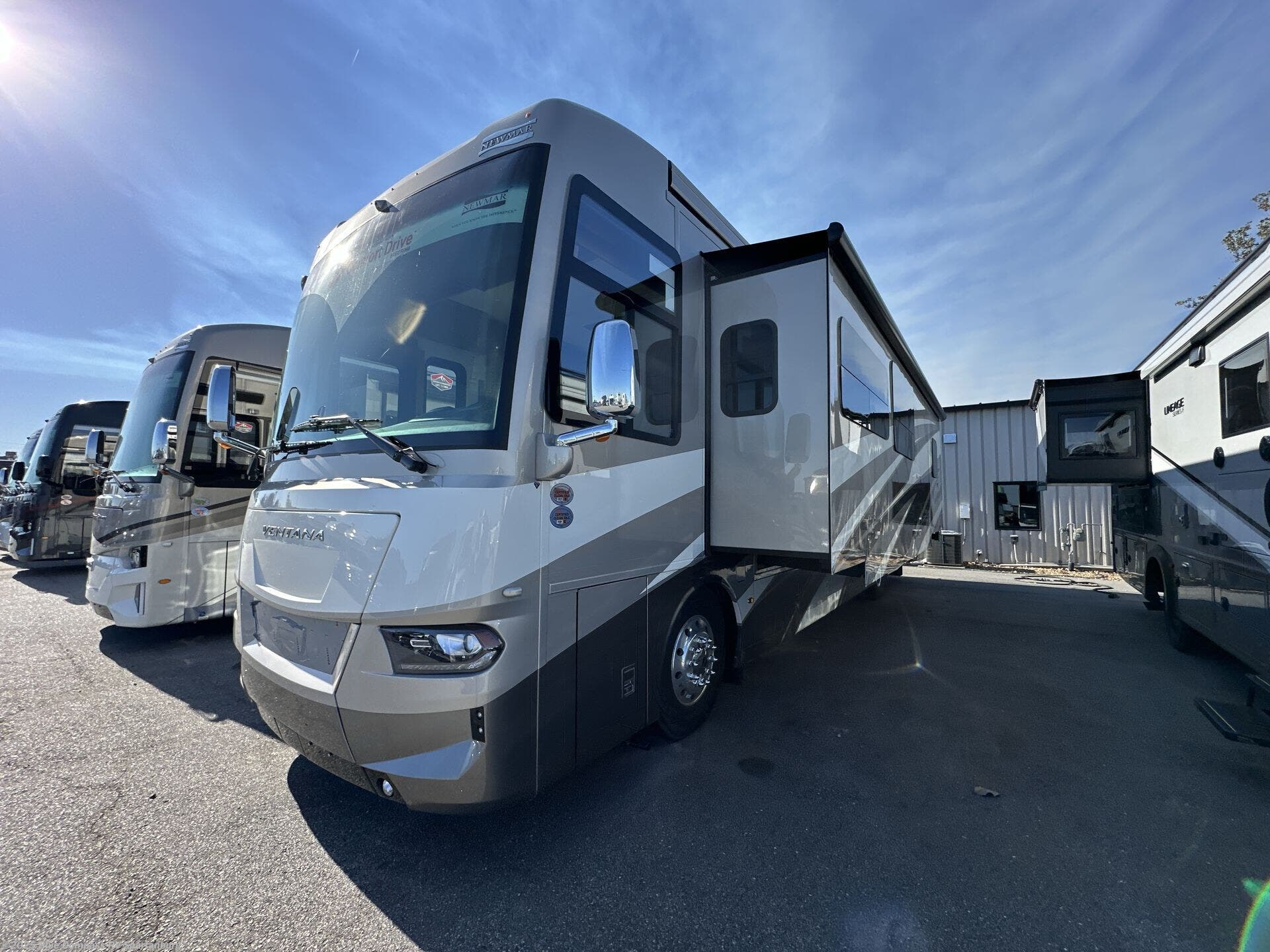 New 2026 Newmar Ventana 3809 available in Duncan, South Carolina