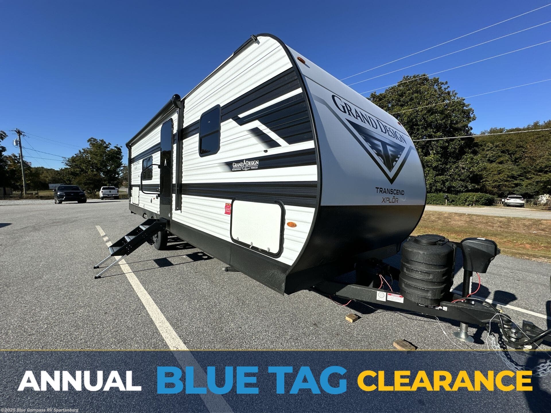 Email now about this 2026 Grand Design Transcend Xplor 26BHX! New 2026 Grand Design Transcend Xplor 26BHX available in Duncan, South Carolina