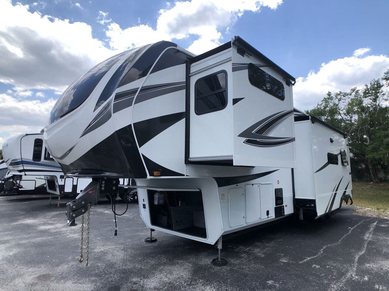 Contact us now about this 2024 Grand Design Solitude 391DL! 2024 Solitude 391DL by Grand Design from Blue Compass RV Spartanburg in Duncan, South Carolina