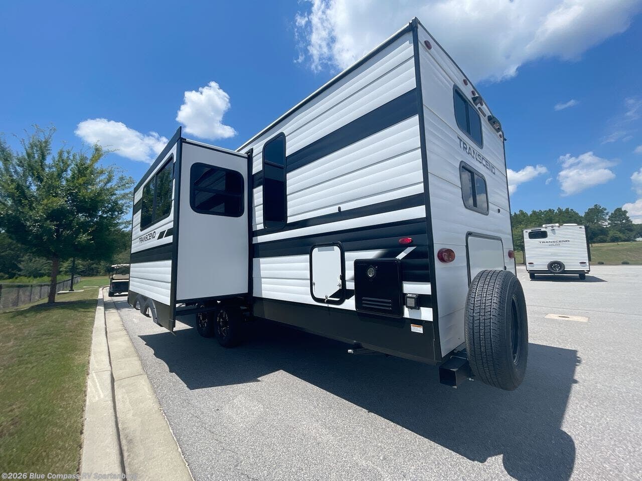 Contact us now about this 2026 Grand Design Transcend Xplor 265BHT! 2026 Transcend Xplor 265BHT by Grand Design from Blue Compass RV Spartanburg in Duncan, South Carolina