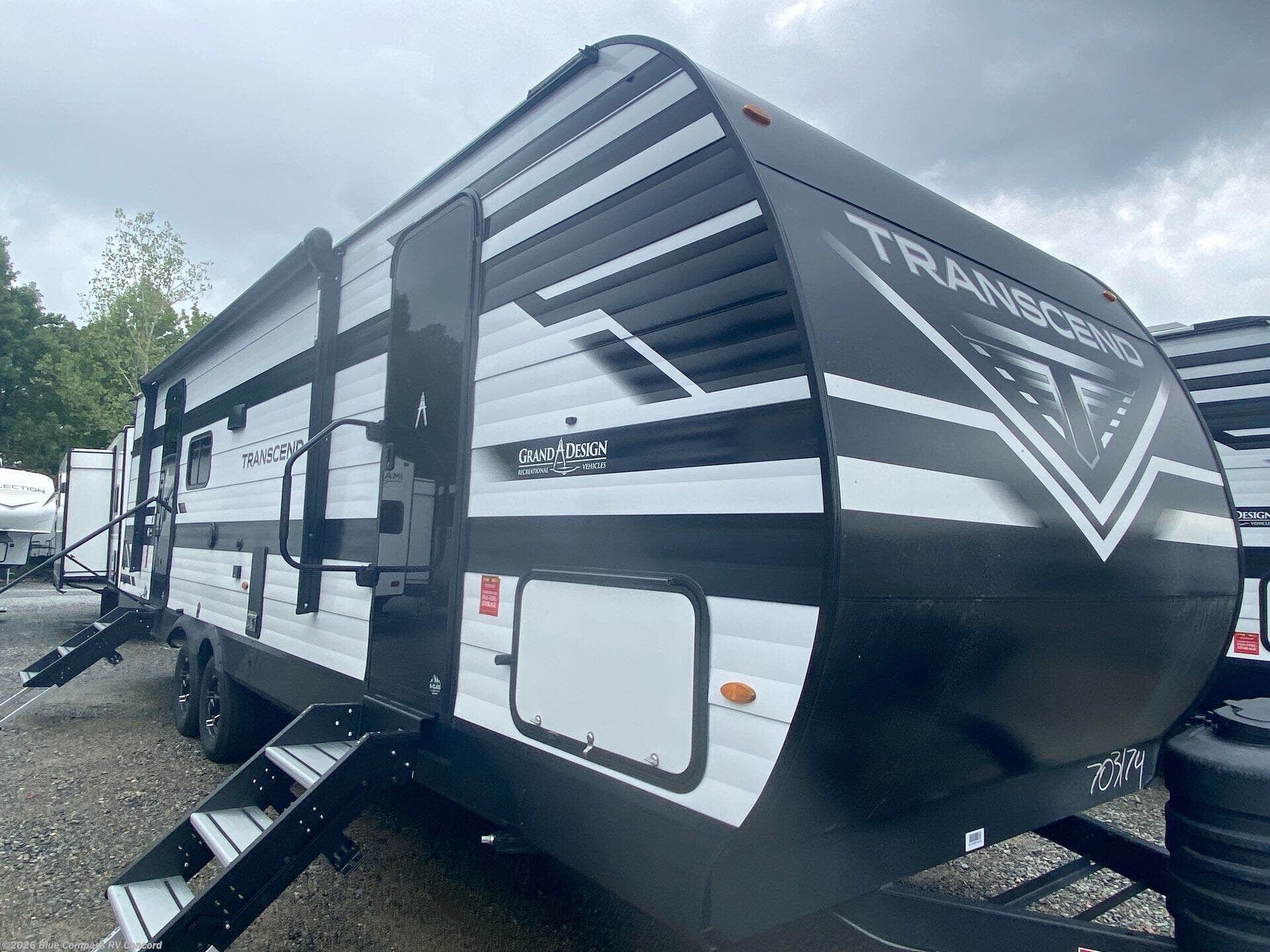 Contact us now about this 2026 Grand Design Transcend Xplor 265BHT! 2026 Transcend Xplor 265BHT by Grand Design from Blue Compass RV Concord in Concord, North Carolina