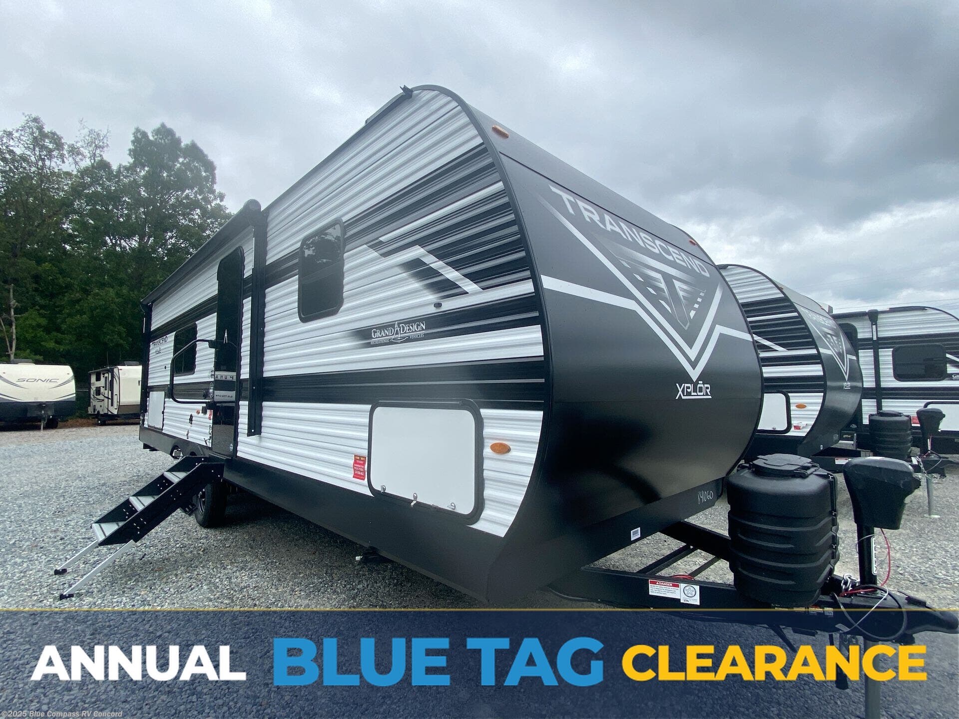 Email now about this 2026 Grand Design Transcend Xplor 26BHX! New 2026 Grand Design Transcend Xplor 26BHX available in Concord, North Carolina