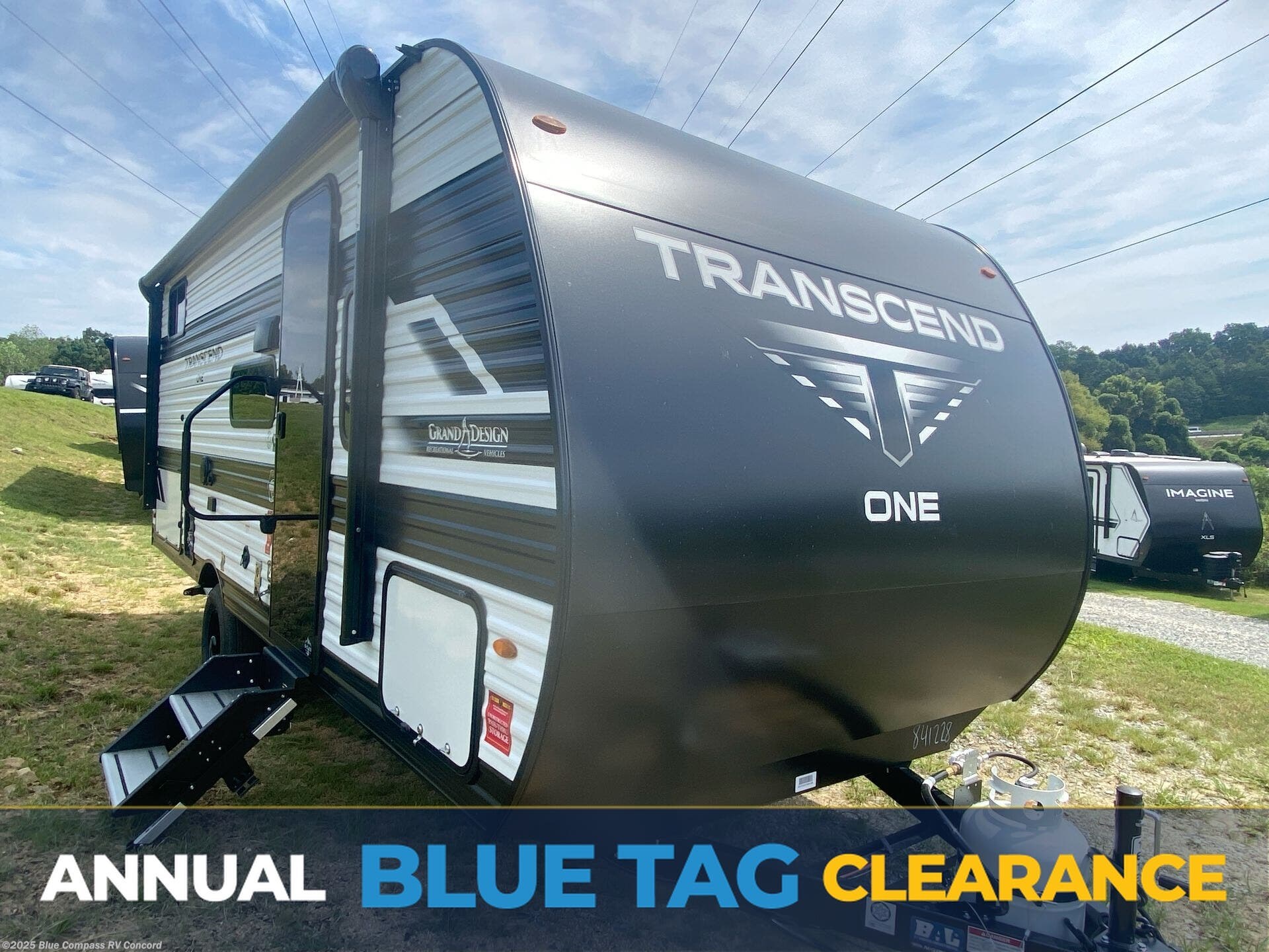 Email now about this 2026 Grand Design Transcend One 161BH! New 2026 Grand Design Transcend One 161BH available in Concord, North Carolina