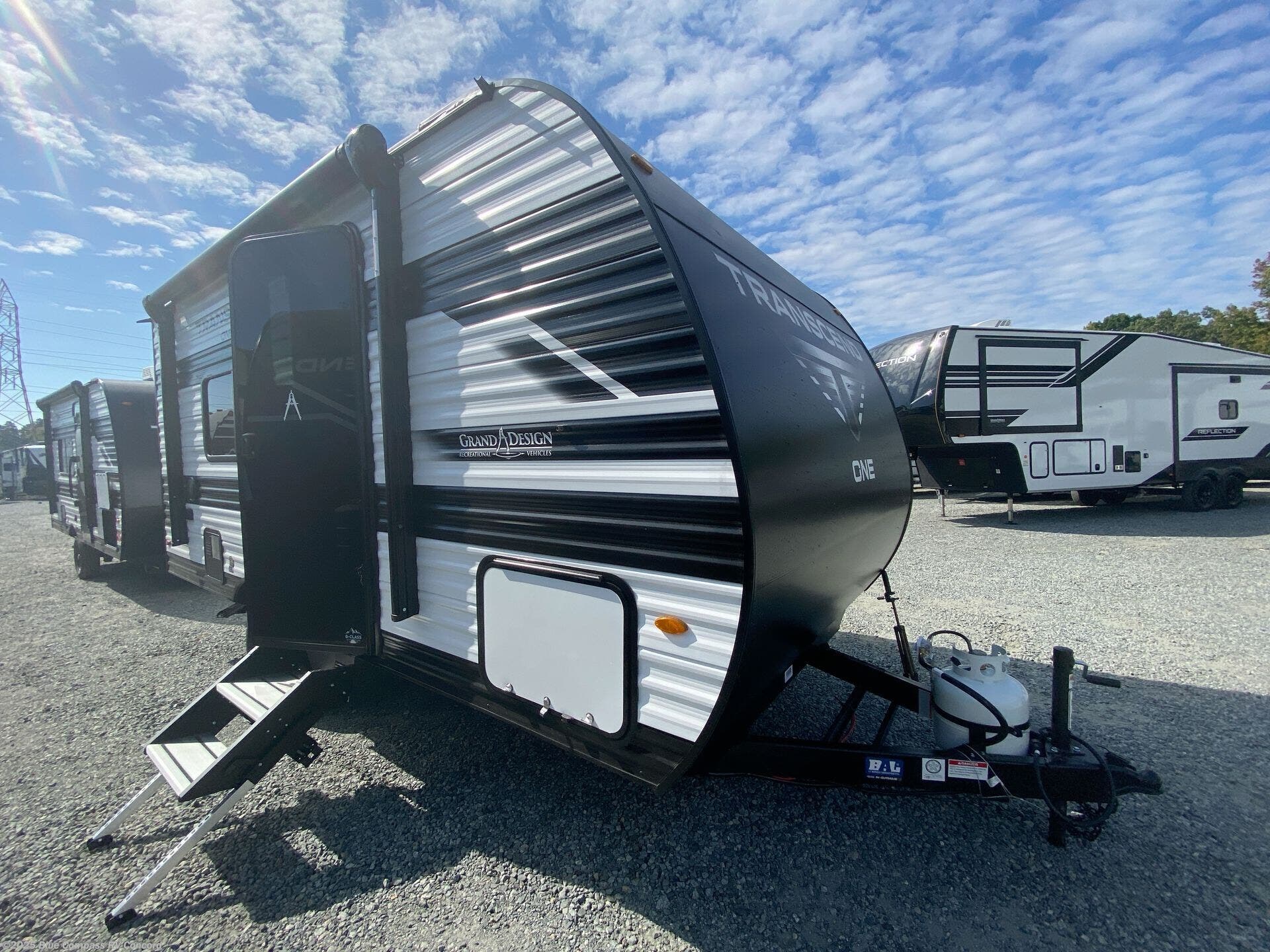 Contact us now about this 2026 Grand Design Transcend One 151RB! 2026 Transcend One 151RB by Grand Design from Blue Compass RV Concord in Concord, North Carolina