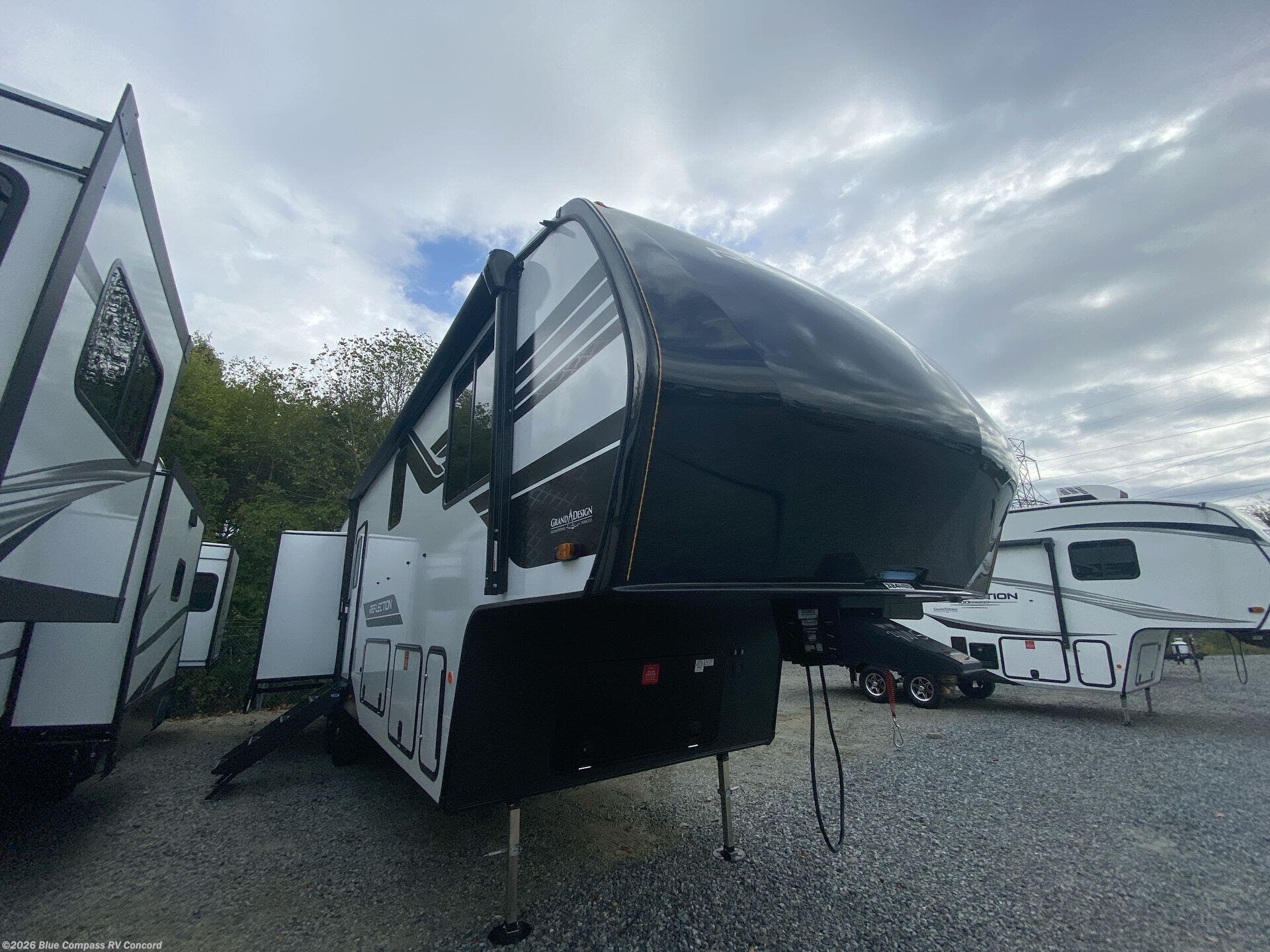 Contact us now about this 2026 Grand Design Reflection 324MBS! 2026 Reflection 324MBS by Grand Design from Blue Compass RV Concord in Concord, North Carolina