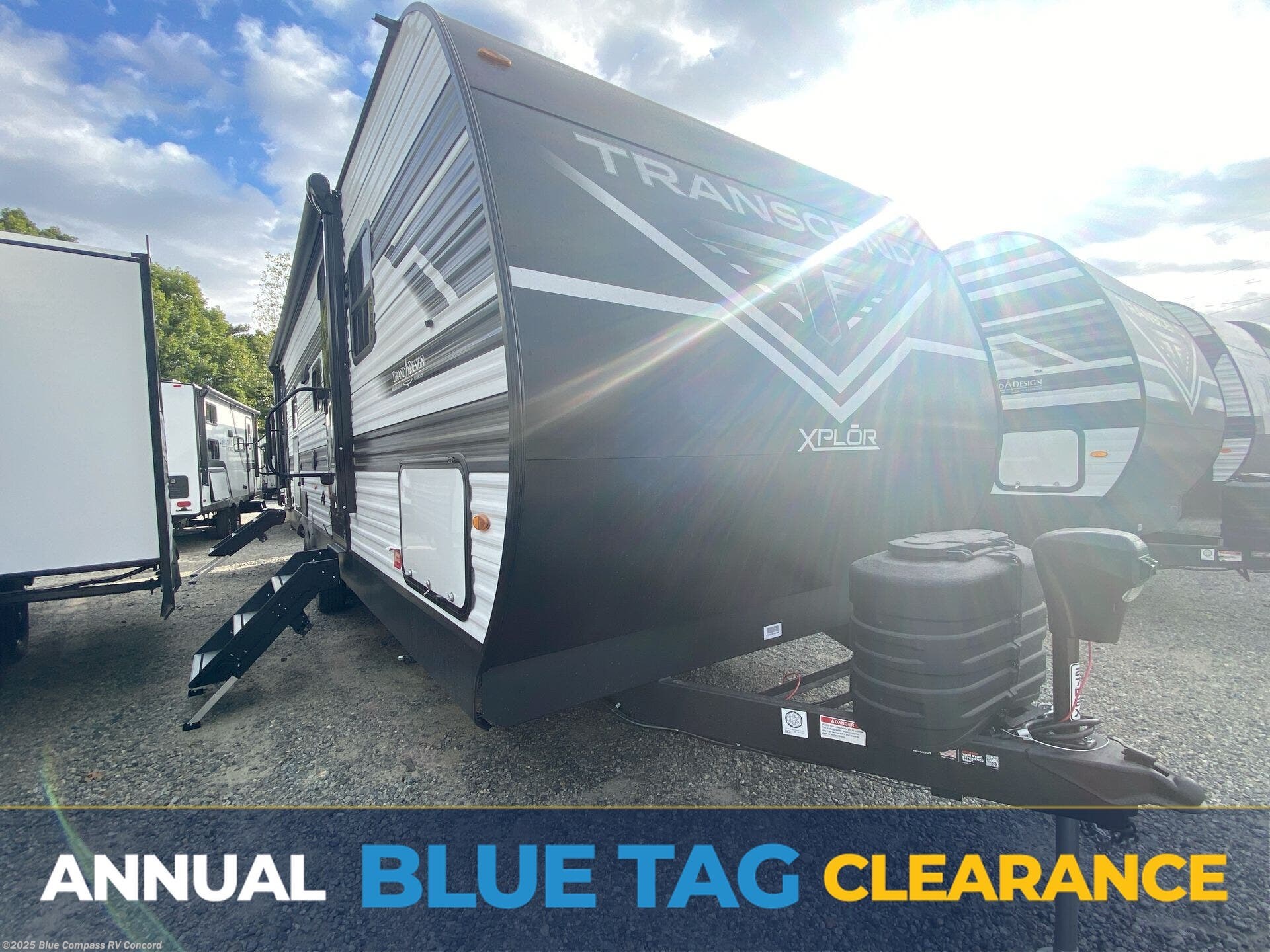 Email now about this 2026 Grand Design Transcend Xplor 27DBX! New 2026 Grand Design Transcend Xplor 27DBX available in Concord, North Carolina
