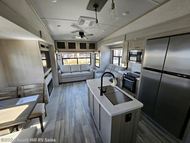 2023 Rockwood Signature 8288SB by Forest River from South Hill RV Sales in Puyallup, Washington