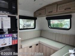 2025 Forest River Rockwood Geo Pro 19DBH - New Travel Trailer for sale by South Hill RV Sales in Puyallup, Washington