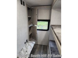 2025 Coachmen Apex Ultra-Lite 241BHS - New Travel Trailer for sale by South Hill RV Sales in Yelm, Washington