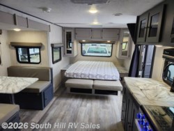 2025 Apex Ultra-Lite 241BHS by Coachmen from South Hill RV Sales in Yelm, Washington
