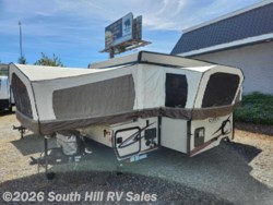 2017 Forest River Rockwood Premier 2317G - Used Expandable Trailer for sale by South Hill RV Sales in Puyallup, Washington