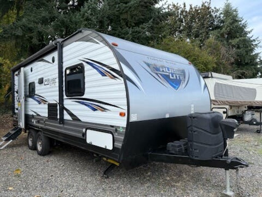 Used 2018 Forest River Salem Cruise Lite T210RBXL available in Puyallup, Washington