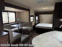2018 Forest River Salem Cruise Lite T210RBXL - Used Travel Trailer for sale by South Hill RV Sales in Puyallup, Washington