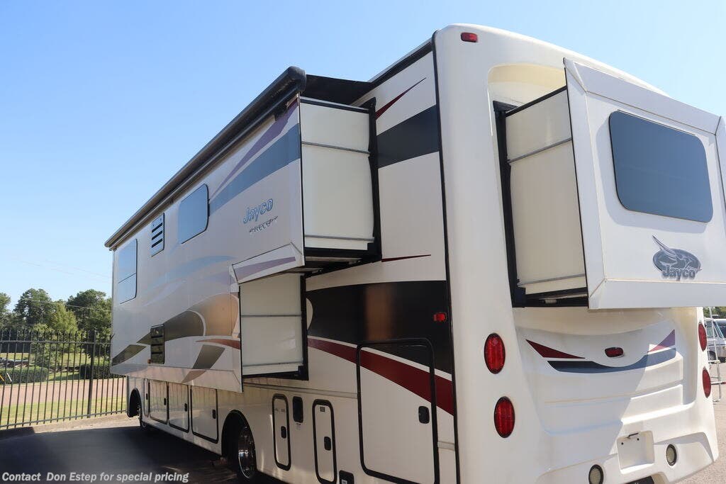 Used 2015 Jayco Precept 29UM available in Southaven, Mississippi