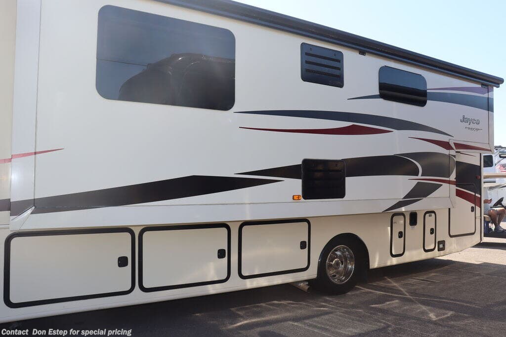 Call now about this 2015 Jayco Precept 29UM! 2015 Jayco Precept 29UM - Used Class A For Sale by Southaven RV & Marine in Southaven, Mississippi