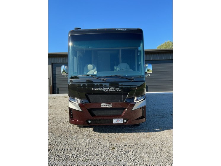 Email now about this 2022 Newmar Canyon Star 3929! New 2022 Newmar Canyon Star 3929 available in Southaven, Mississippi