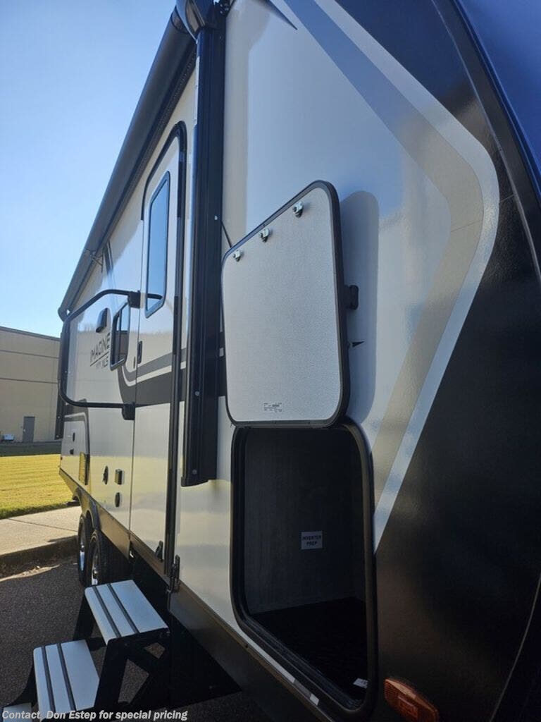 Call now about this 2025 Grand Design Imagine XLS 22BHE! 2025 Grand Design Imagine XLS 22BHE - New Travel Trailer For Sale by Southaven RV & Marine in Southaven, Mississippi