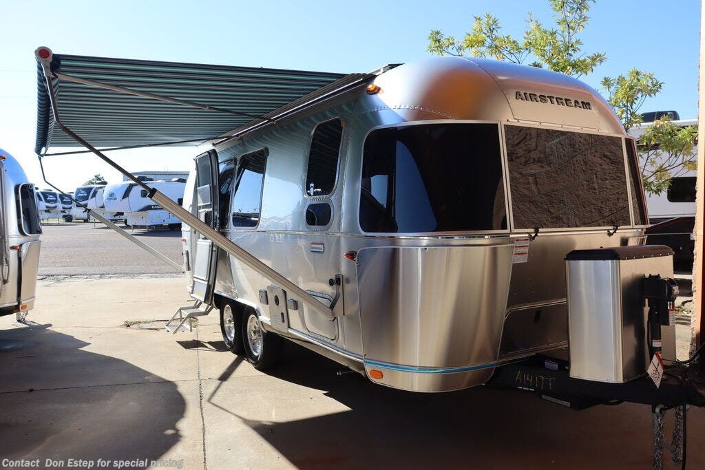 Email now about this 2026 Airstream International 23FB! New 2026 Airstream International 23FB available in Southaven, Mississippi