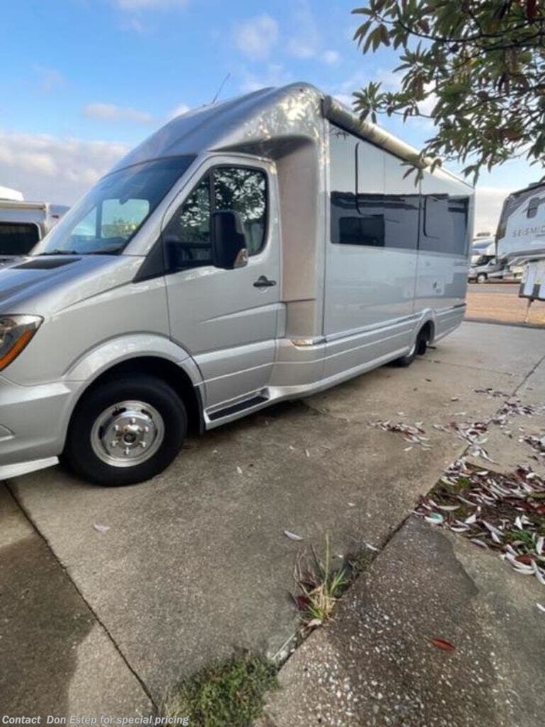 Contact us now about this 2019 Airstream Atlas Murphy Suite! 2019 Atlas Murphy Suite by Airstream from Southaven RV & Marine in Southaven, Mississippi