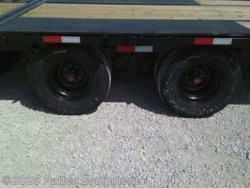 New 2026 Load Trail GL 102" x 34' Low-Pro GN w/Hyd. Dove Trailer 25.9K available in Urbana, Iowa