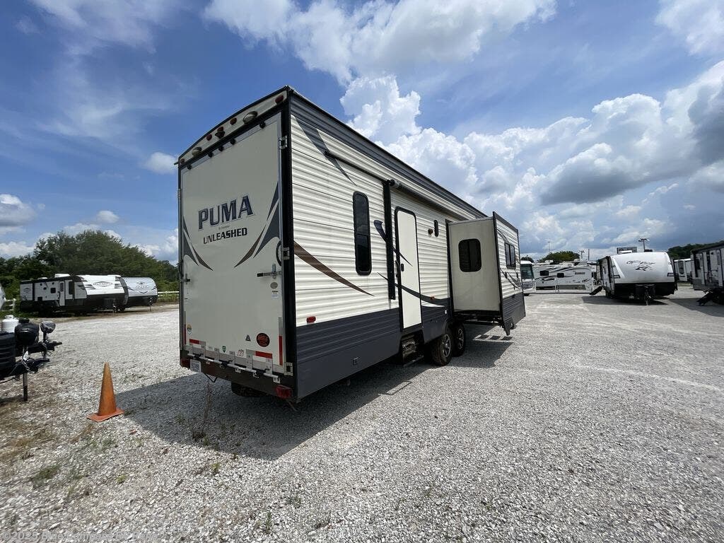 Contact us now about this 2018 Palomino Puma Unleashed 384-FQS! 2018 Puma Unleashed 384-FQS by Palomino from Blue Compass RV Reno in Reno, Nevada