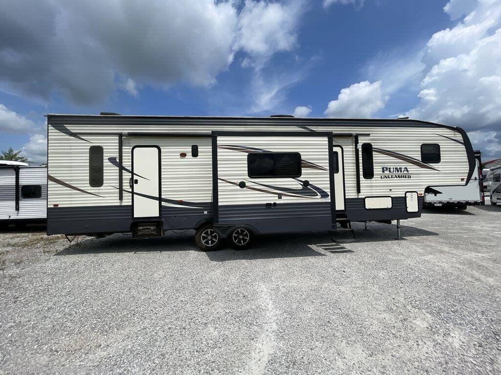 Used 2018 Palomino Puma Unleashed 384-FQS available in Reno, Nevada