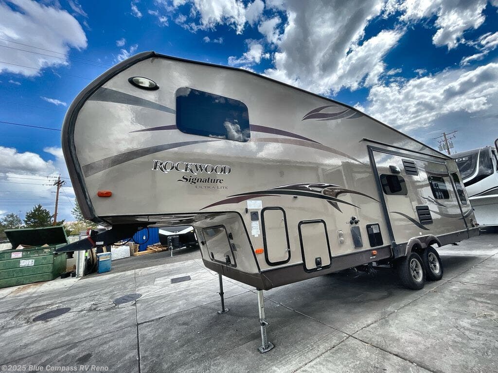 Email now about this 2014 Forest River Rockwood Signature Ultra Lite 8289WS! Used 2014 Forest River Rockwood Signature Ultra Lite 8289WS available in Reno, Nevada