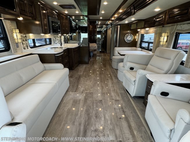 2018 Newmar Dutch Star 4369 - Used Class A For Sale by Steinbring Motorcoach in Garfield, Minnesota