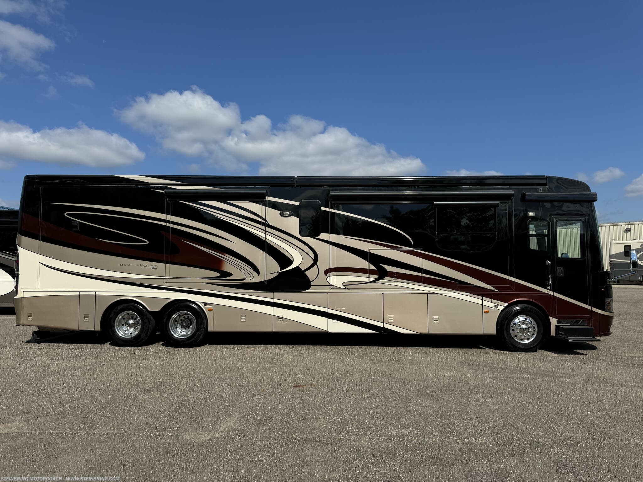 Contact us now about this 2015 Newmar Mountain Aire 4553! 2015 Mountain Aire 4553 by Newmar from Steinbring Motorcoach in Garfield, Minnesota