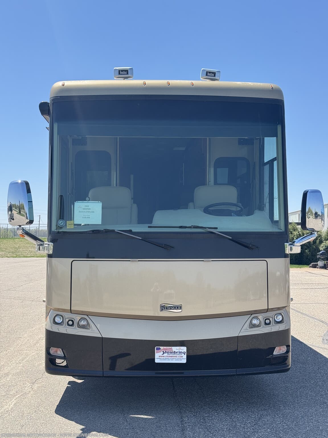Contact us now about this 2009 Newmar Dutch Star 4386! 2009 Dutch Star 4386 by Newmar from Steinbring Motorcoach in Garfield, Minnesota