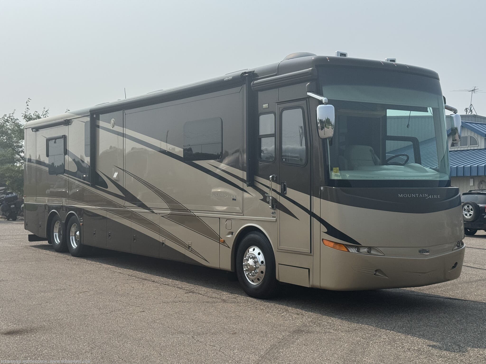 Used 2008 Newmar Mountain Aire 4521 available in Garfield, Minnesota