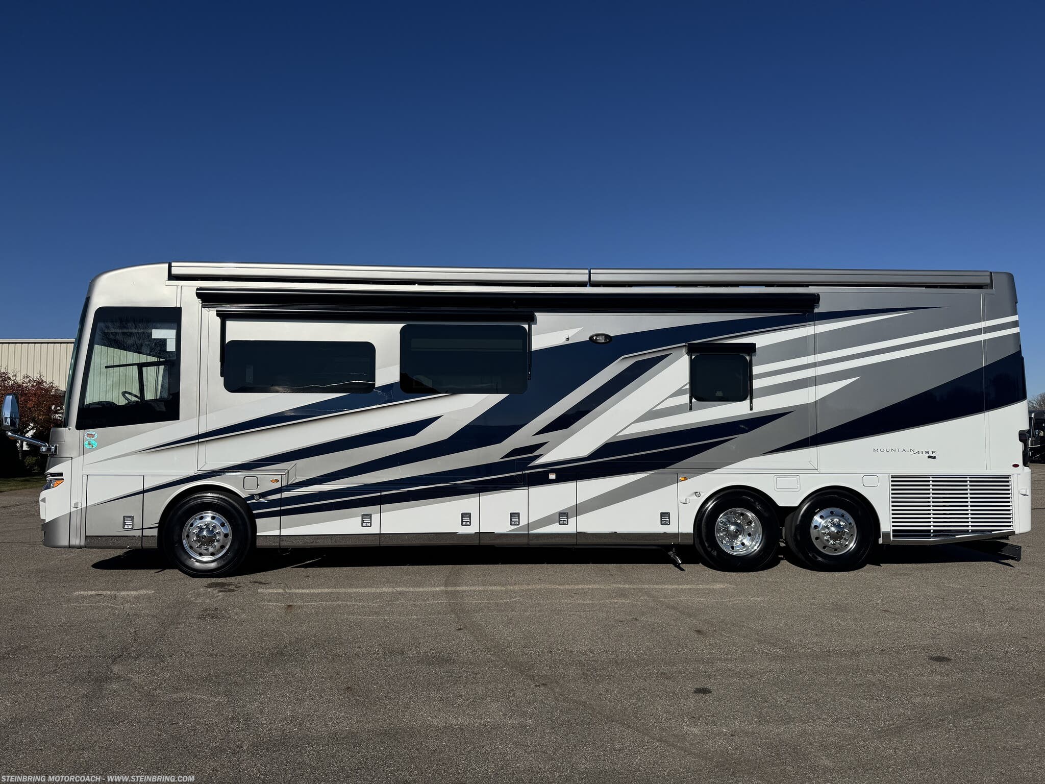 Call now about this 2026 Newmar Mountain Aire 4118! 2026 Newmar Mountain Aire 4118 - New Class A For Sale by Steinbring Motorcoach in Garfield, Minnesota features Bath & 1/2