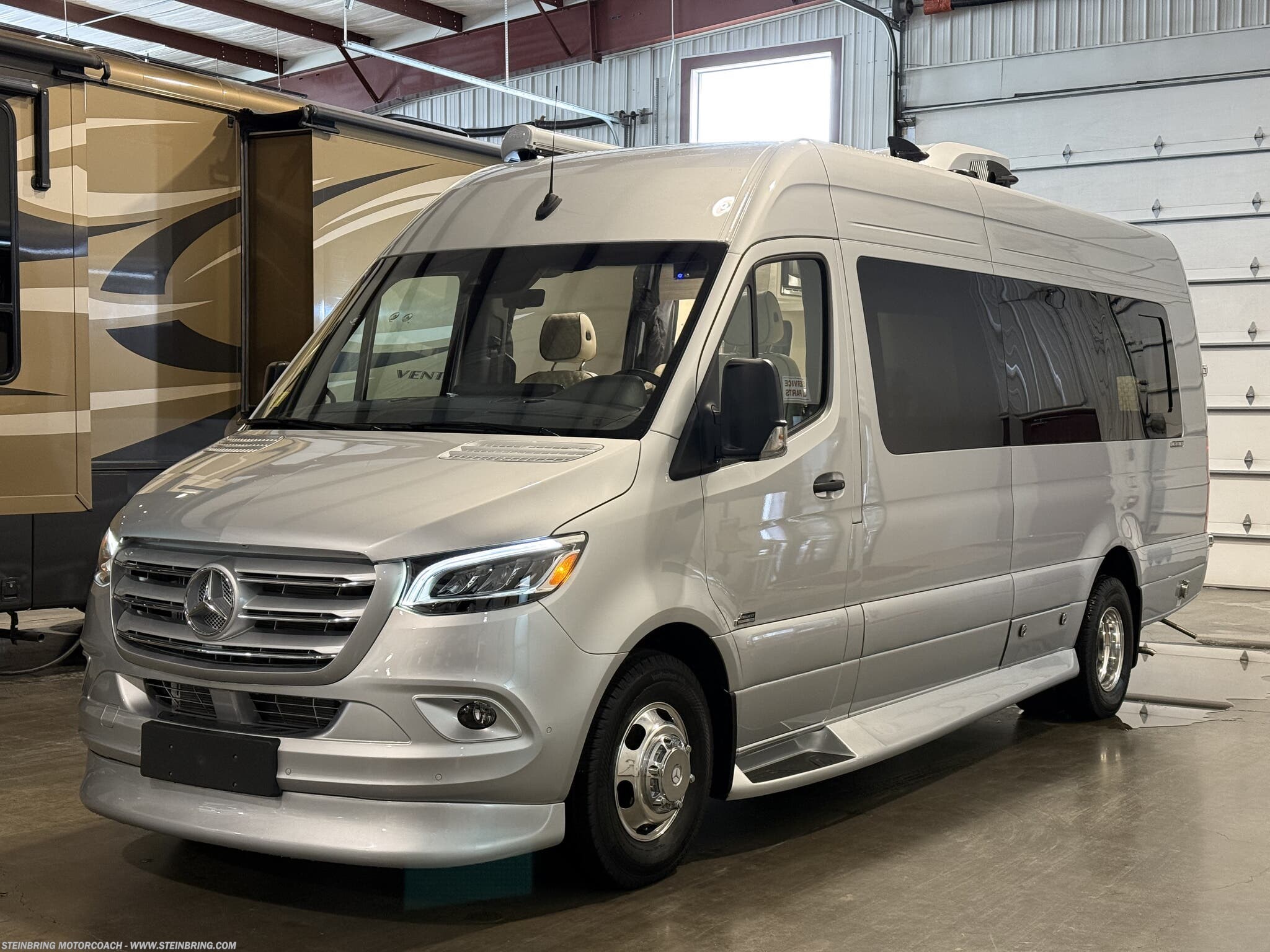 Contact us now about this 2026 Midwest Heritage MD4 170EXT! 2026 Heritage MD4 170EXT by Midwest from Steinbring Motorcoach in Garfield, Minnesota