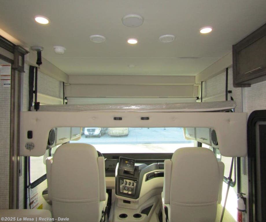 New 2025 Jayco Precept 34G available in Davie, Florida