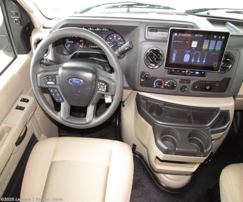 Call now about this 2026 Thor Motor Coach Chateau 28Z-PP! 2026 Thor Motor Coach Chateau 28Z-PP - New Class C For Sale by La Mesa | RecVan - Davie in Davie, Florida