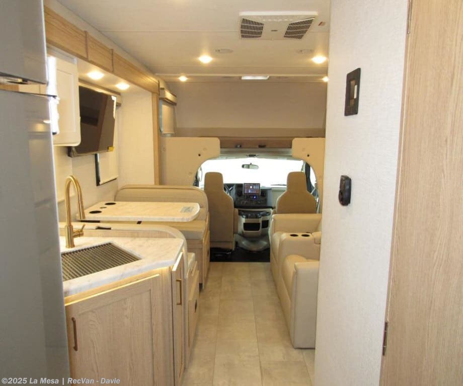 Contact us now about this 2026 Thor Motor Coach Chateau 28Z-PP! 2026 Chateau 28Z-PP by Thor Motor Coach from La Mesa | RecVan - Davie in Davie, Florida