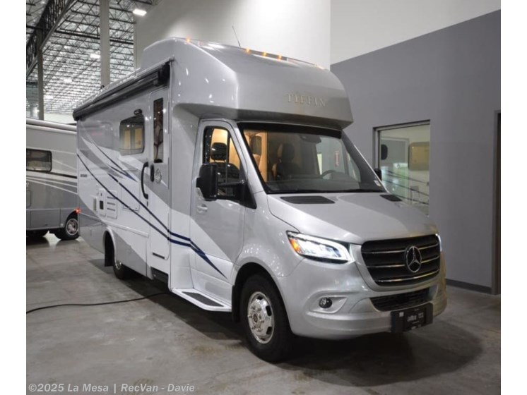 Email now about this 2022 Tiffin Wayfarer 25RW! Used 2022 Tiffin Wayfarer 25RW available in Davie, Florida