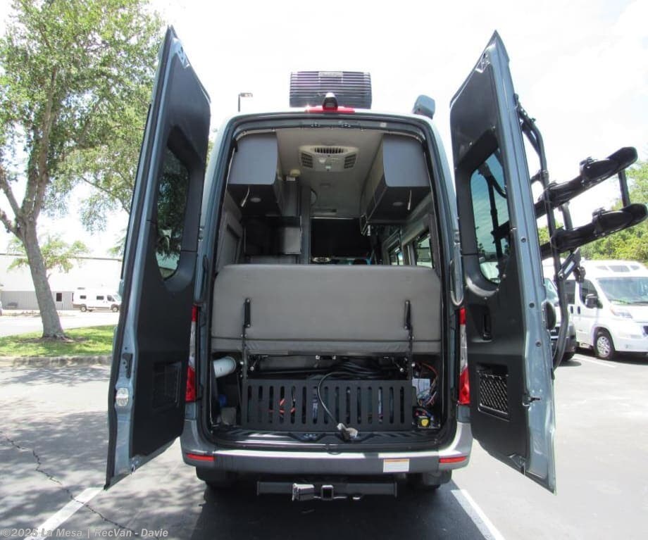 Call now about this 2022 Thor Motor Coach Synergy 19P! 2022 Thor Motor Coach Synergy 19P - Used Class B For Sale by La Mesa | RecVan - Davie in Davie, Florida