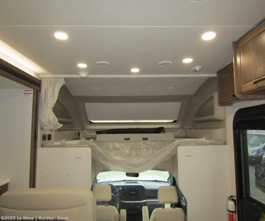 New 2025 Jayco Seneca XT 32U available in Davie, Florida