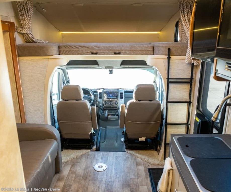 Contact us now about this 2019 Winnebago View 24V! 2019 View 24V by Winnebago from La Mesa | RecVan - Davie in Davie, Florida
