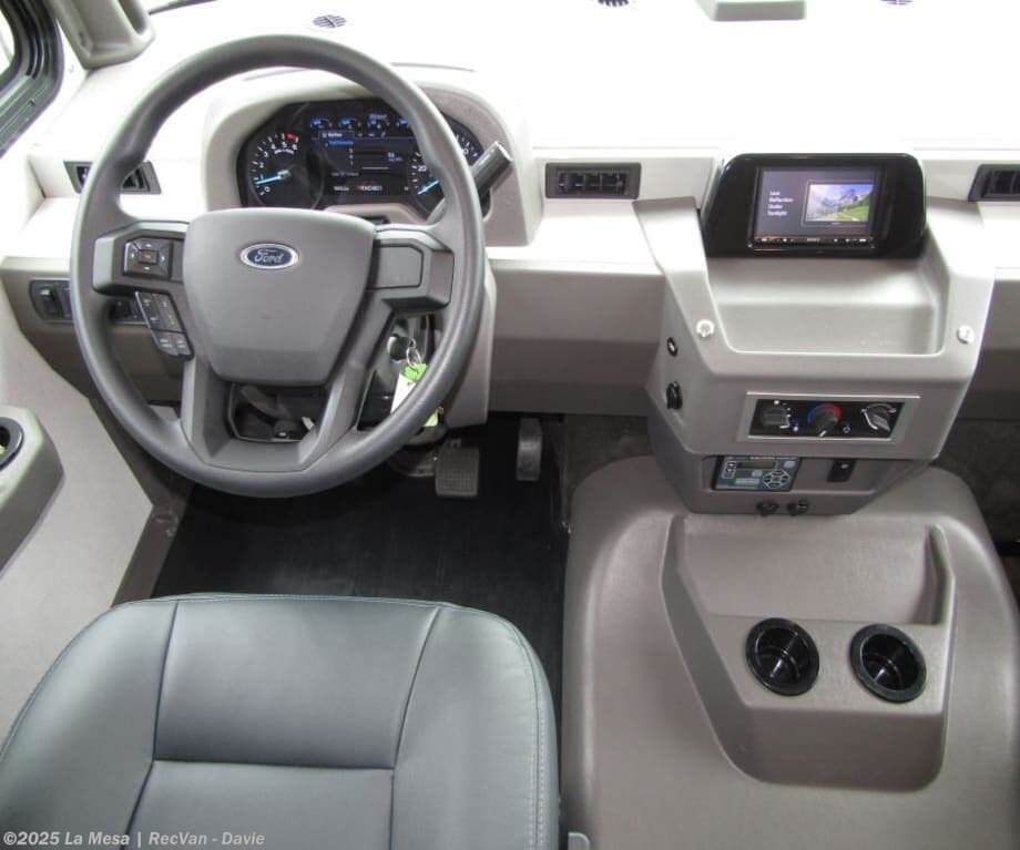 Call now about this 2026 Winnebago Vista WFE29NP! 2026 Winnebago Vista WFE29NP - New Class A For Sale by La Mesa | RecVan - Davie in Davie, Florida