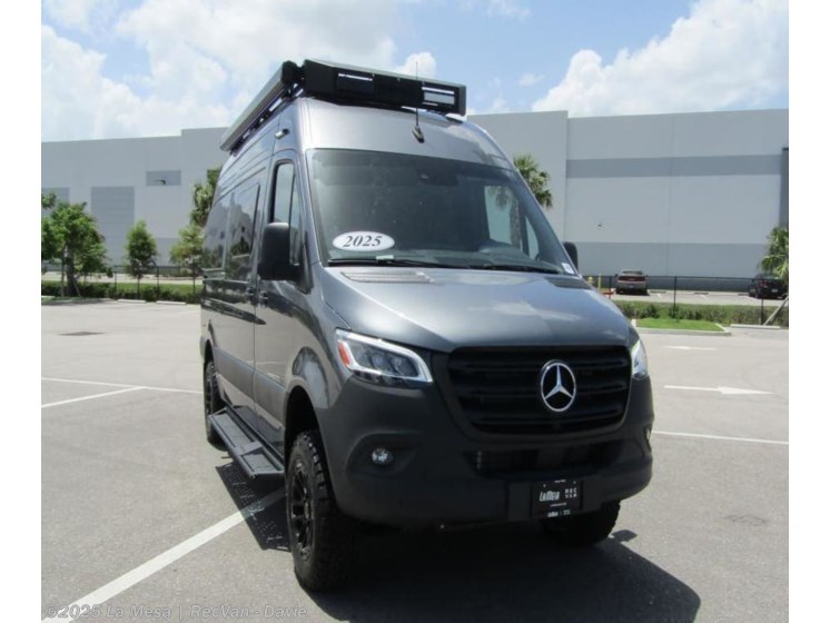 Email now about this 2025 Winnebago Revel BMB44E-2.5-1! New 2025 Winnebago Revel BMB44E-2.5-1 available in Davie, Florida