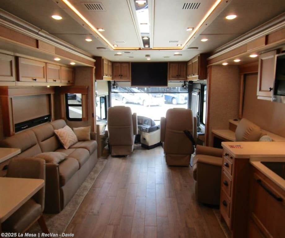 Contact us now about this 2023 Tiffin Allegro Red 37BA! 2023 Allegro Red 37BA by Tiffin from La Mesa | RecVan - Davie in Davie, Florida