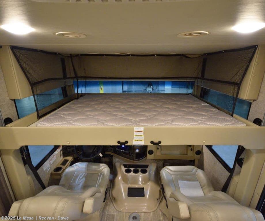 Used 2022 Thor Motor Coach Miramar 35.2 available in Davie, Florida