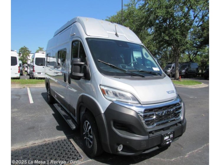 Email now about this 2025 Winnebago Solis BUT59P! New 2025 Winnebago Solis BUT59P available in Davie, Florida