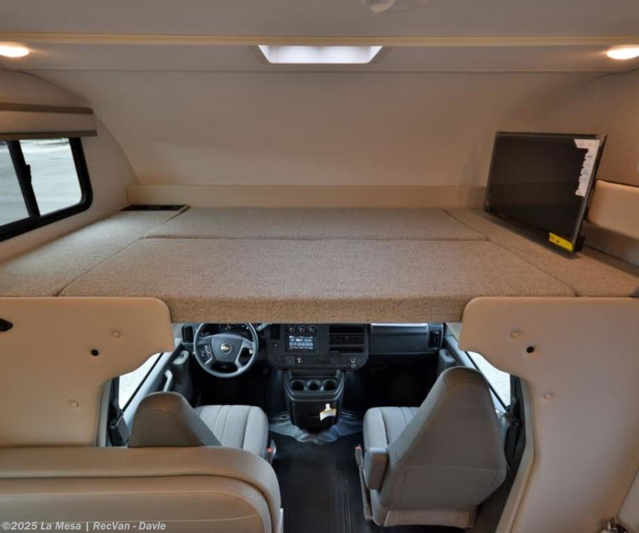 New 2026 Thor Motor Coach Chateau 22Z-C available in Davie, Florida